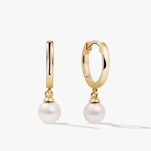 Ootdy Gold and Pearl Hoop Earrings